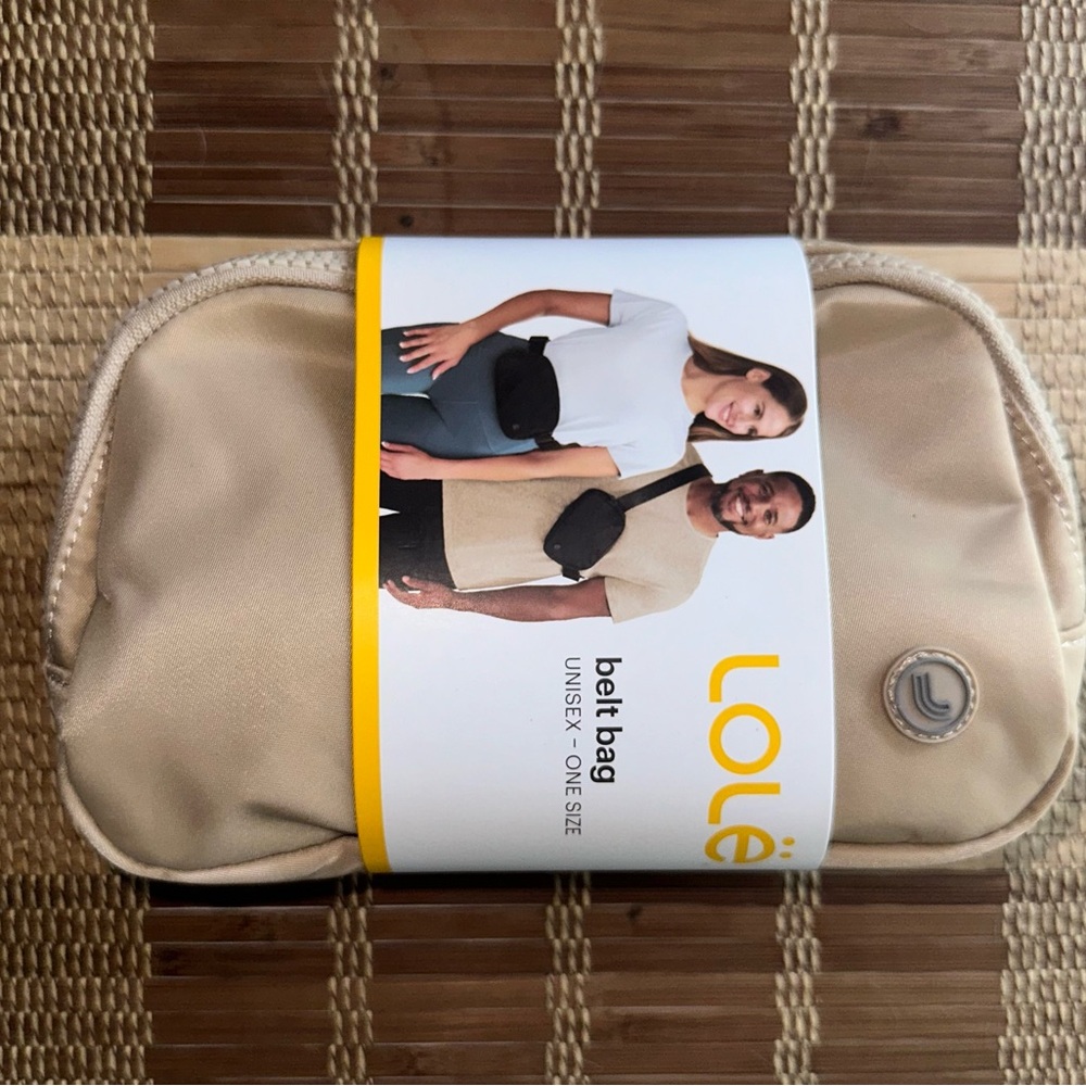 LOLE belt bag unisex TAN